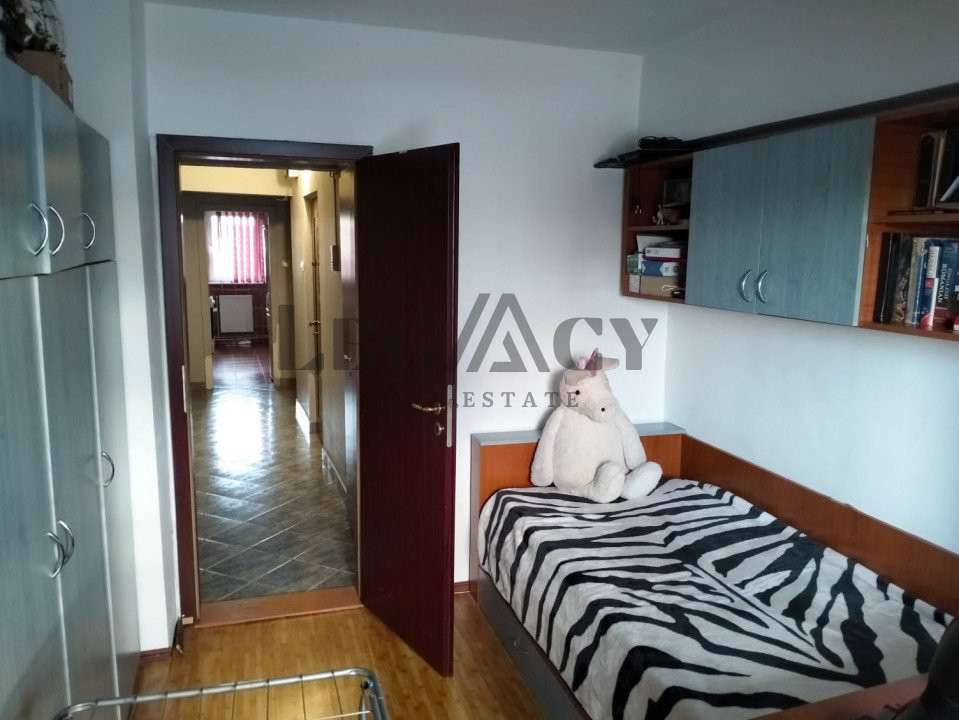 Apartament 4 camere - Valea Aurie